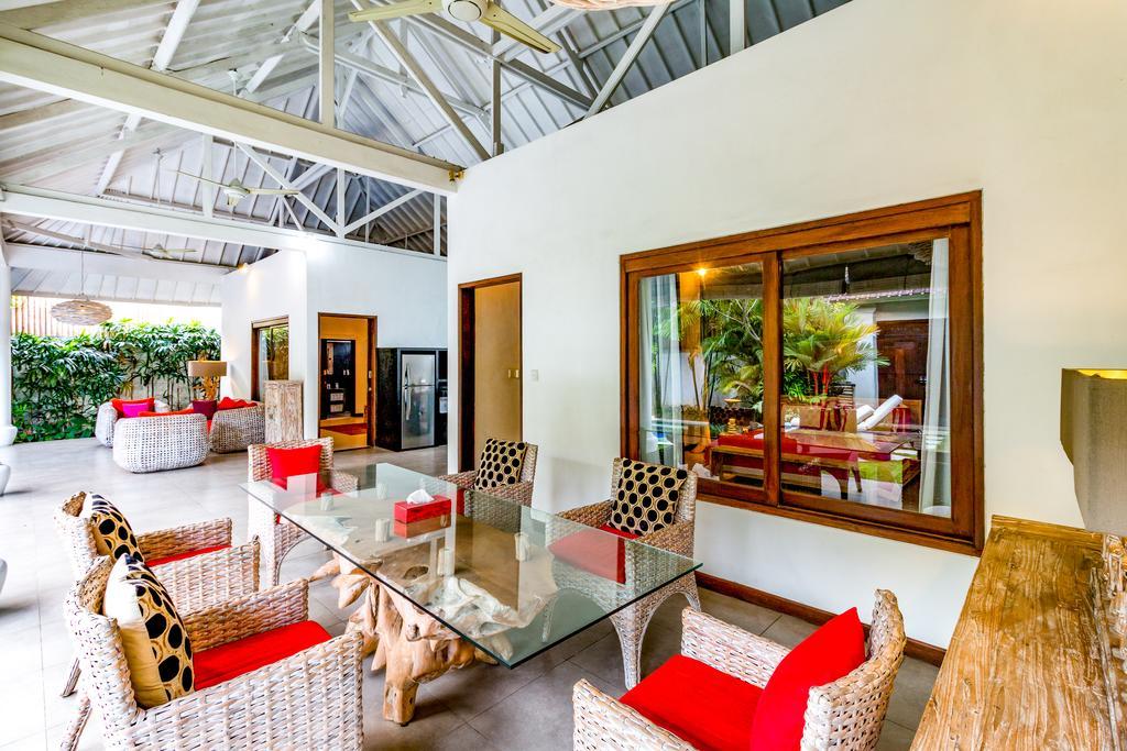 Villa Camelia Seminyak  Exterior photo